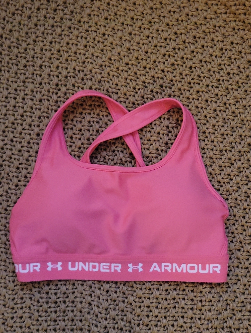 NWOT Under Armour Compression Sports Bra Size Medium Hot Pink